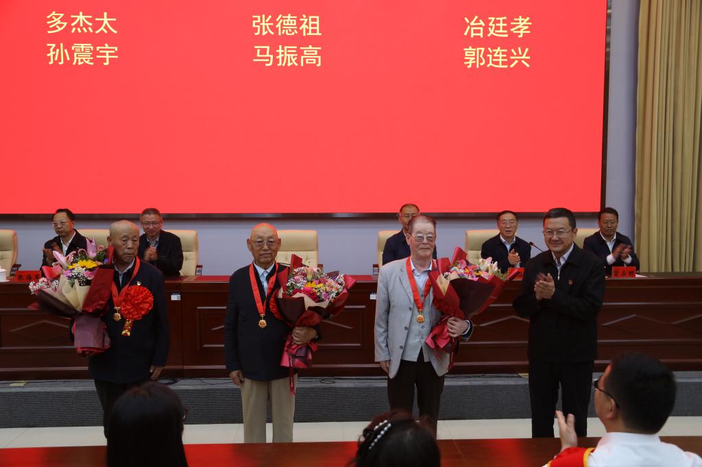 f44c92b012163c5cbfa1c036b859e62.jpg